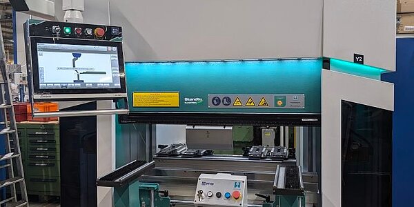 Gesenkbiegepresse Hezinger-PressLine B60-1250