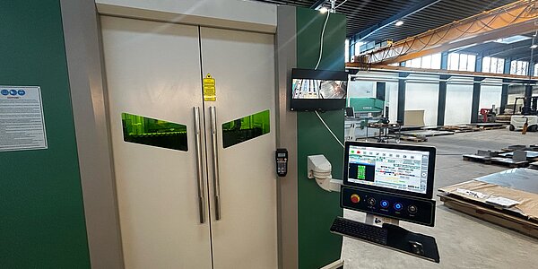 Laserschneidanlage Hezinger-LaserLine HLB1530-12kW