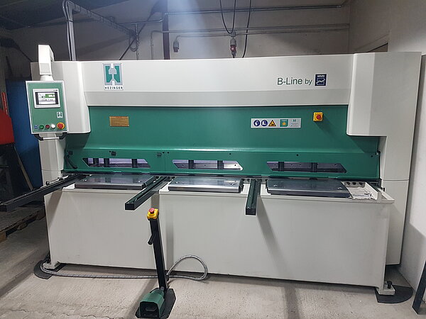 Schwingschnittschere Hezinger-CutLine B06-2500