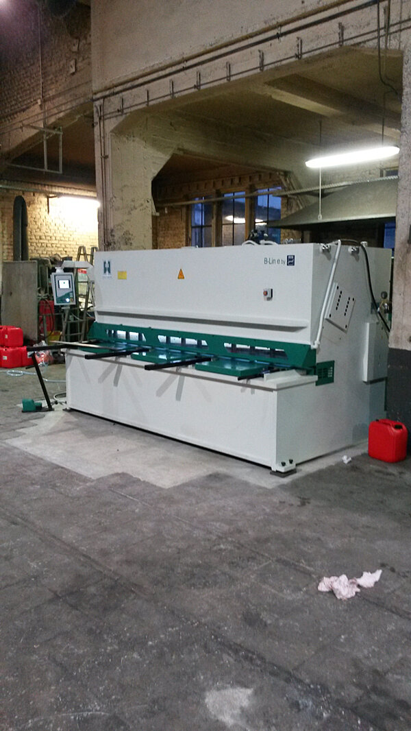 Schwingschnittschere Hezinger-CutLine B13-3000