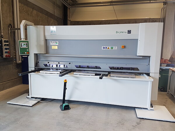 Schwingschnittschere Hezinger-CutLine B13-3000