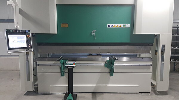 Gesenkbiegepresse Hezinger-PressLine B220-3100