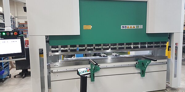 Gesenkbiegepresse Hezinger-PressLine B220-3100