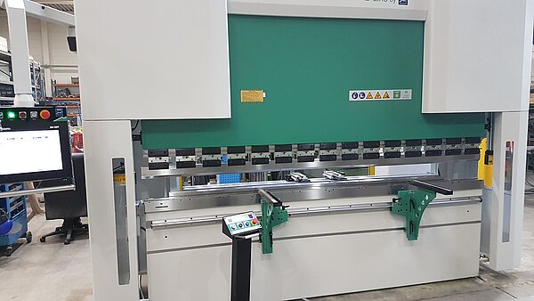 Gesenkbiegepresse Hezinger-PressLine B220-3100