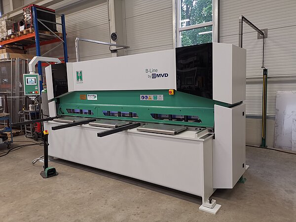 Schwingschnittschere Hezinger-CutLine B06-3000