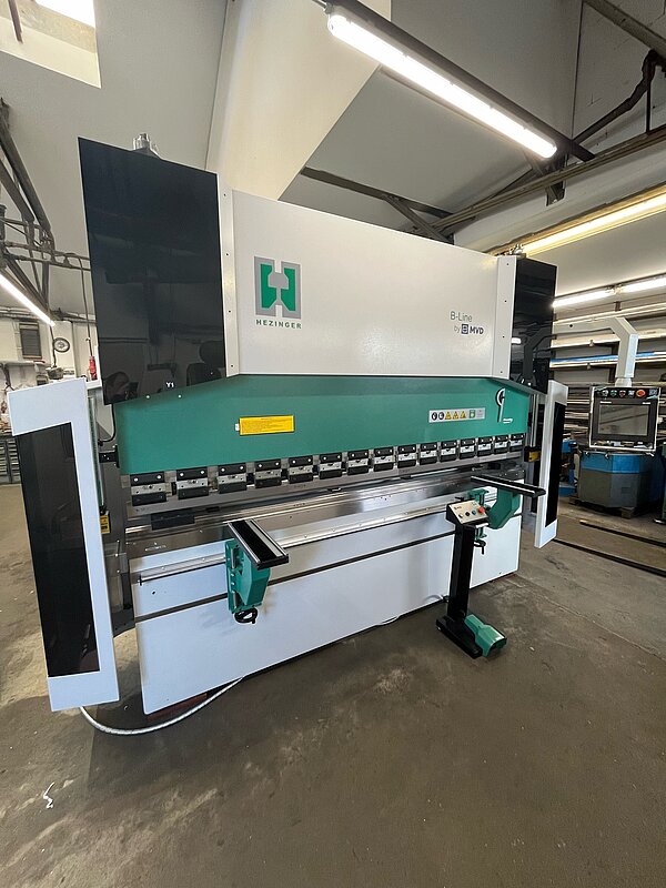 Gesenkbiegepresse Hezinger-PressLine B220-3100