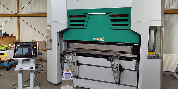 Industrie-Abkantpresse Hezinger-PressLine PRL07020