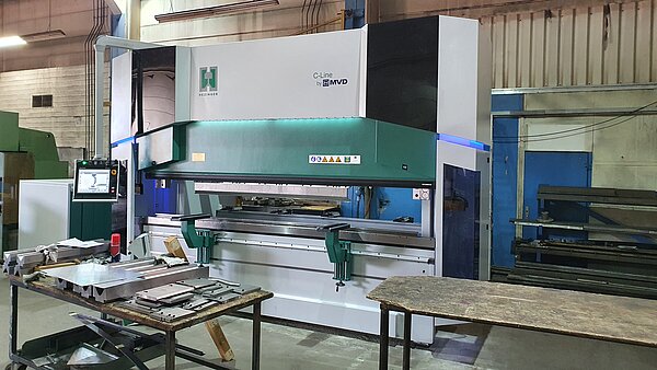 CNC-Abkantpresse Hezinger-PressLine C320-3700