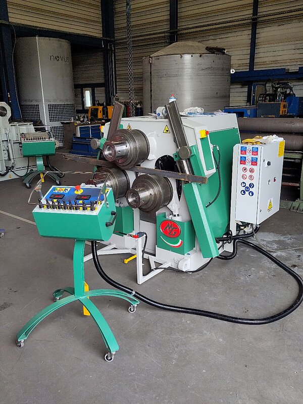 Profilbiegemaschine Hezinger-BendLine MG3P110