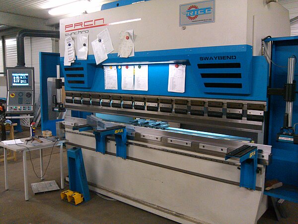 Industrie-Abkantpresse Hezinger-PressLine PRCN13530