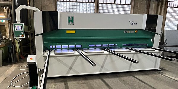 Schwingschnittschere Hezinger-CutLine B06-4000