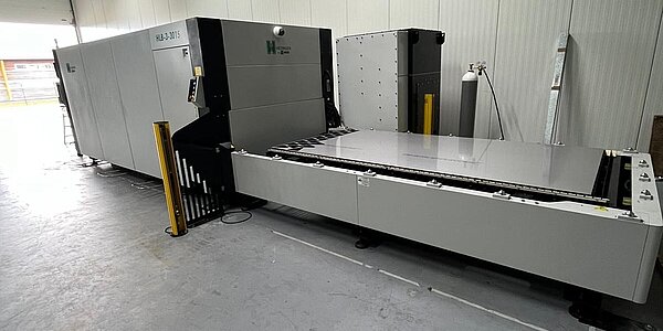 Laserschneidanlage Hezinger-LaserLine HLB1530