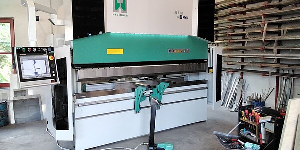 Gesenkbiegepresse Hezinger-PressLine B220-3100