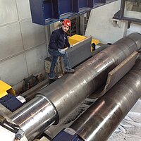 Rundbiegemaschine mit variablen Achsen – präzises Biegen dickwandiger Bleche und hochfester Materialien