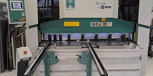 Schwingschnittschere Hezinger-CutLine B06-1550