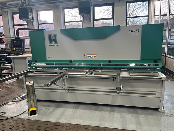 Industrie-Tafelschere Hezinger-CutLine HGR3010