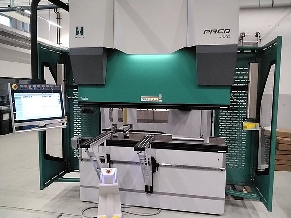 Industrie-Abkantpresse Hezinger-PressLine PRCB135/20