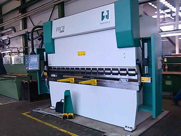 Schwingschnittschere Hezinger-CutLine B06-2000