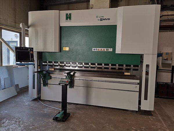 Gesenkbiegepresse Hezinger-PressLine B220-3100