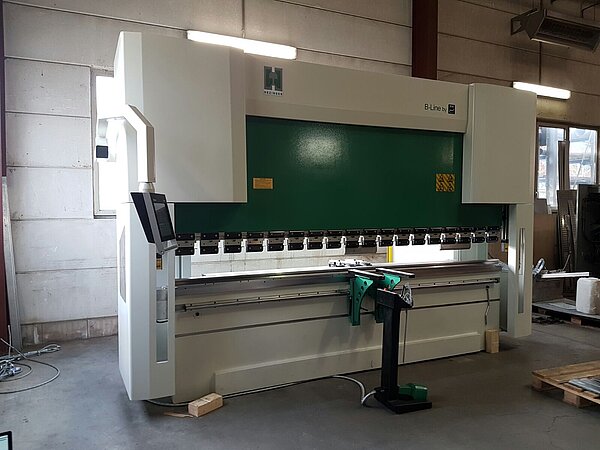 Gesenkbiegepresse Hezinger-PressLine B320-3700