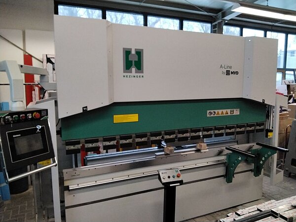 Kantpresse Hezinger-PressLine A135-3100