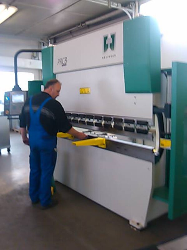 CNC-Abkantpresse Hezinger-PressLine PRCB07025