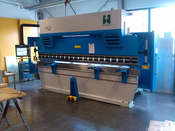 CNC-Abkantpresse Hezinger-PressLine PRCB16040