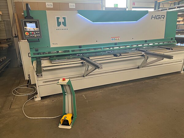 Industrie-Tafelschere Hezinger-PressLine HGR4006