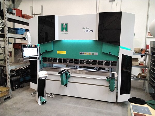 Gesenkbiegepresse Hezinger-PressLine B100-2600