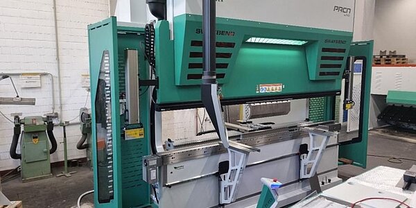 Industrie-Abkantpresse Hezinger-PressLine PRCN25030