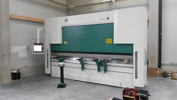 Gesenkbiegepresse Hezinger-PressLine B220-4100