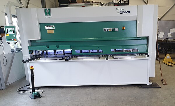 Schwingschnittschere Hezinger-CutLine B13-3000