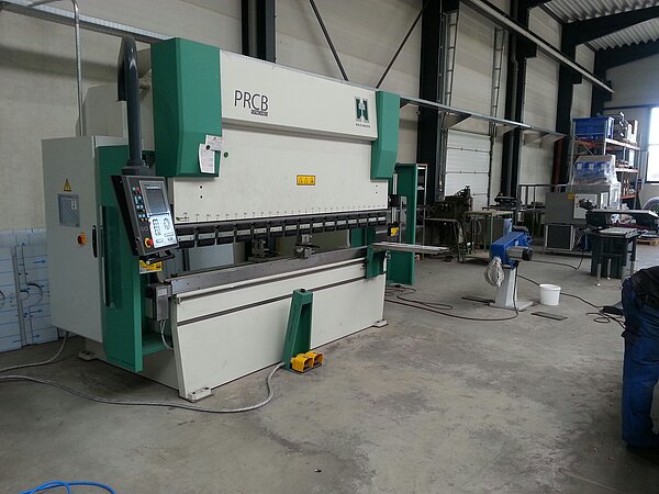 CNC-Abkantpresse Hezinger-PressLine PRCB16030