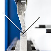 Eintauchgenauigkeit bei Abkantpressen – Präzision für exakte Biegeergebnisse