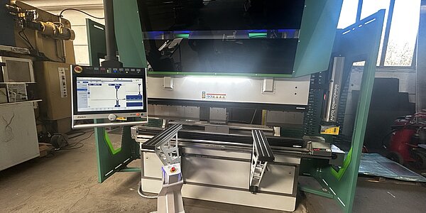 Industrie-Abkantpresse Hezinger-PressLine PRCE08020