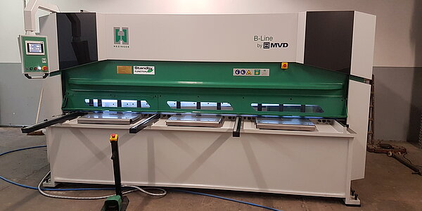 Schwingschnittschere Hezinger-CutLine B10-3000