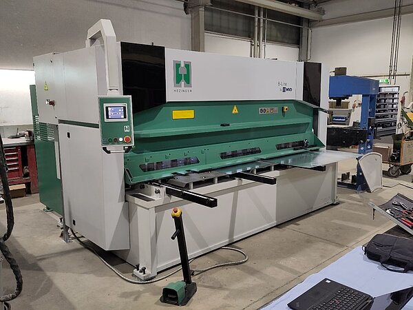 Schwingschnittschere Hezinger-CutLine B16-3100