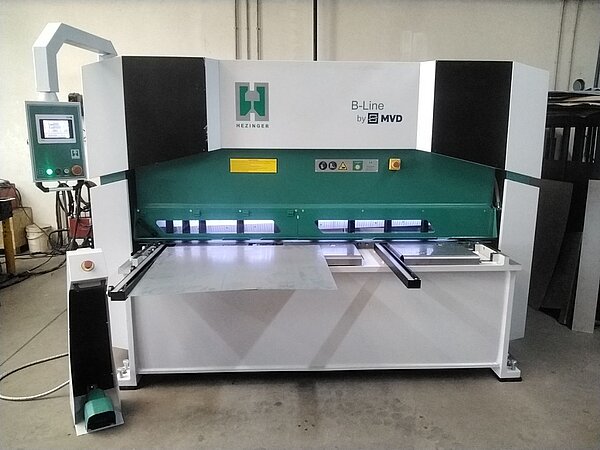 Schwingschnittschere Hezinger-CutLine B08-2100