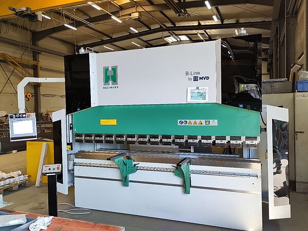 Gesenkbiegepresse Hezinger-PressLine B220-3100