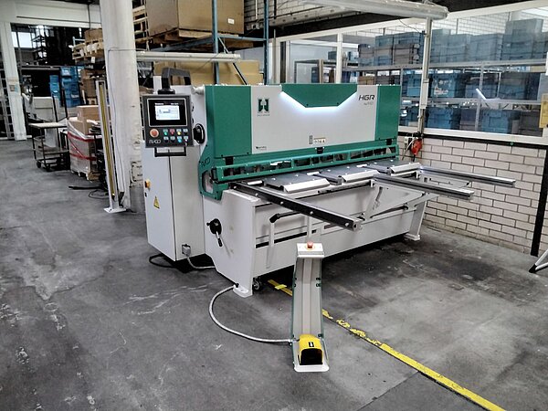 Industrie-Tafelschere Hezinger-CutLine HGR2004