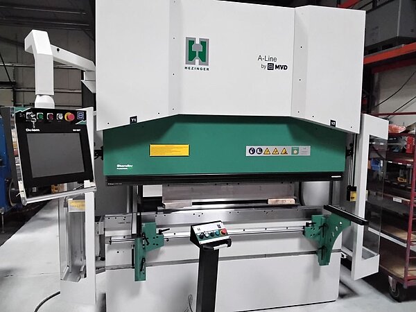 Kantpresse Hezinger-PressLine A100-2100