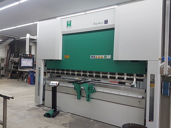Gesenkbiegepresse Hezinger-PressLine B175-3100