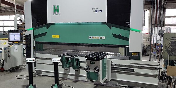 Gesenkbiegepresse Hezinger-PressLine B175-3700