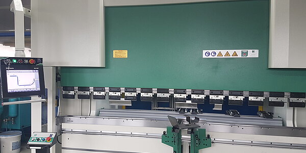 Gesenkbiegepresse Hezinger-PressLine B270-3100