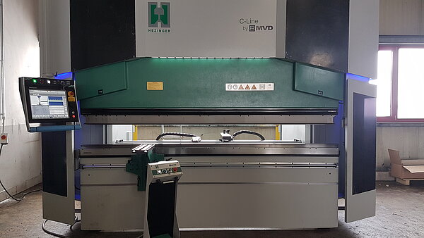 Gesenkbiegepresse Hezinger-PressLine C220-3100
