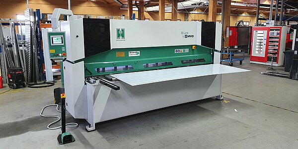 Schwingschnittschere Hezinger-CutLine B06-2000