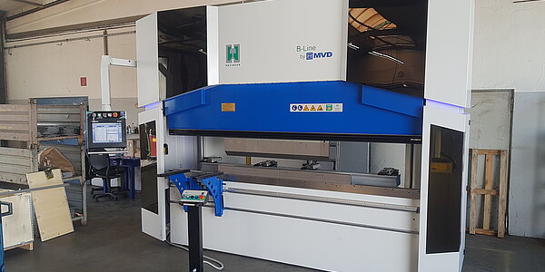 Gesenkbiegepresse Hezinger-PressLine B135-3100