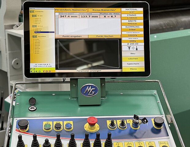 Walzbiegemaschine Steuerung TouchCommand Plus