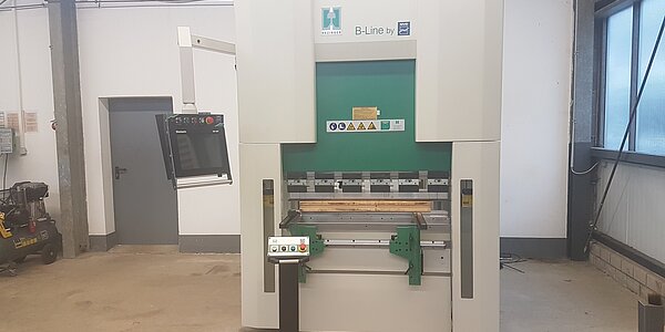 Gesenkbiegepresse Hezinger-PressLine B040-1250