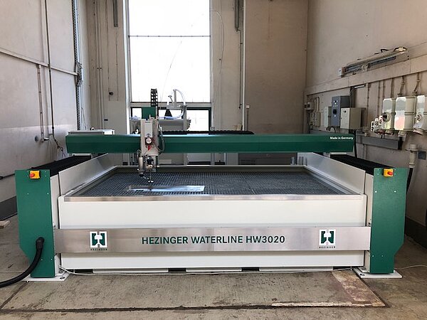 Wasserstrahl-Schneidanlage Hezinger-WaterLine HW3020